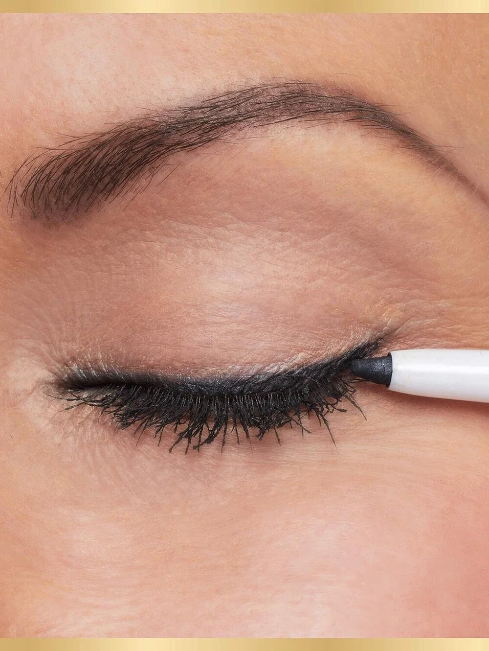 L’Oréal Paris Age Perfect Satin Glide Eyeliner with Mineral Pigments, Black